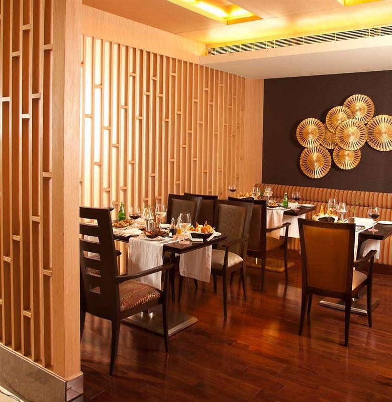 Radisson Blu Suites Gurgaon Eksteriør billede