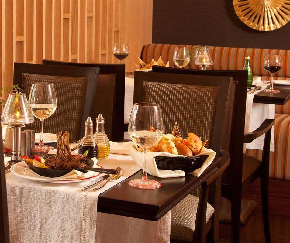Radisson Blu Suites Gurgaon Eksteriør billede