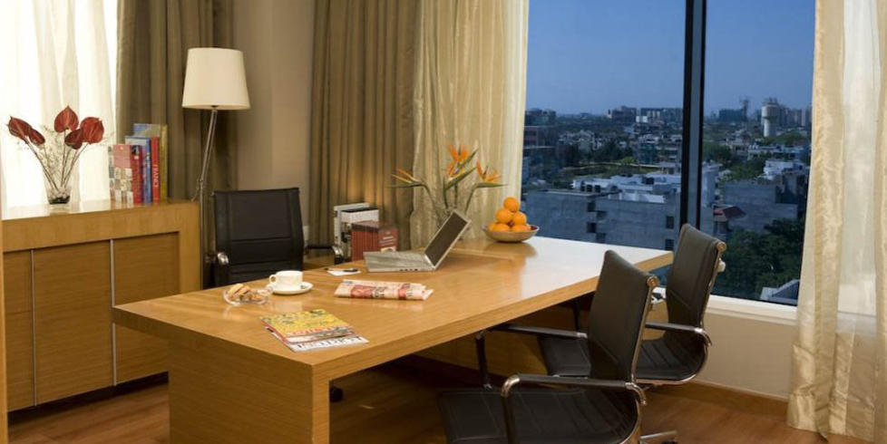 Radisson Blu Suites Gurgaon Eksteriør billede