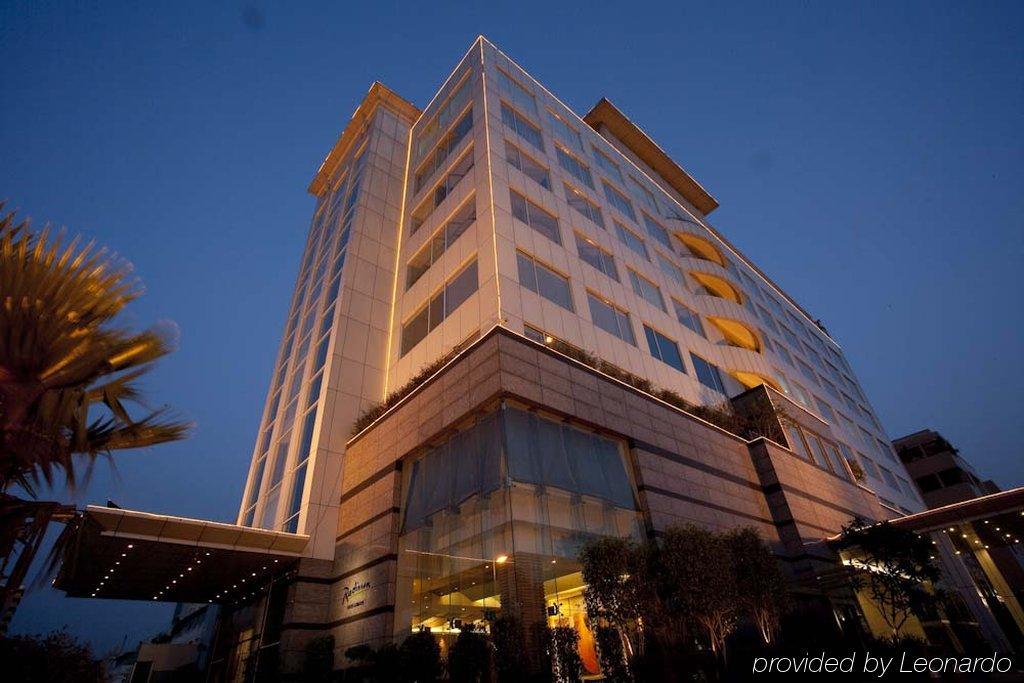 Radisson Blu Suites Gurgaon Eksteriør billede